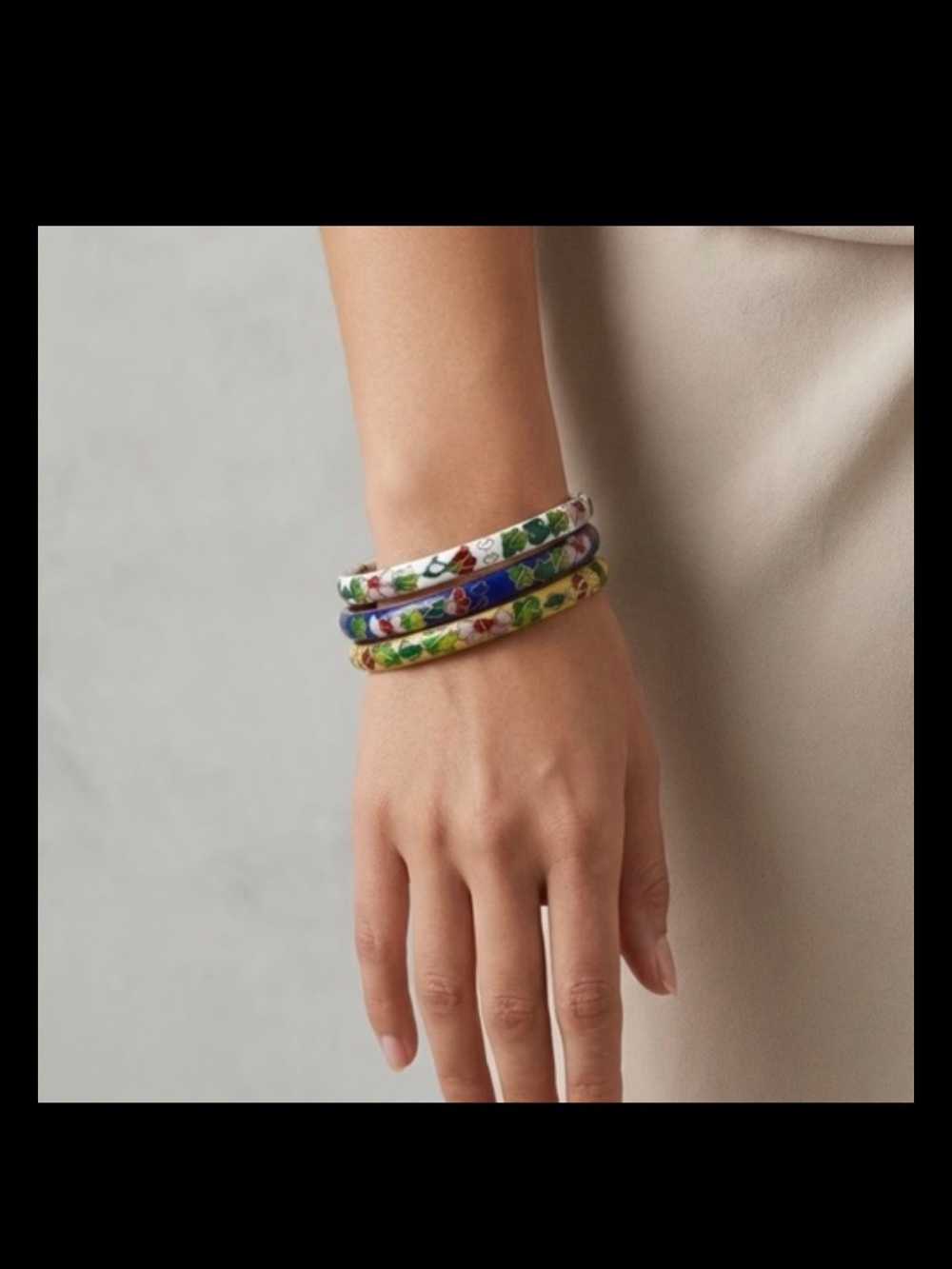 Hand-Painted Floral Enamel Bangle Set - Multicolor Women's Bracelet